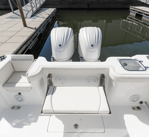 https://seahuntboats.com/wp-content/uploads/2023/11/Rear-Bench-Seat.png